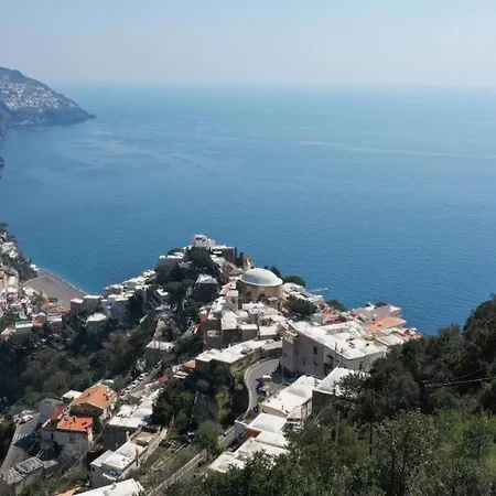 Villa Dei Srls - *