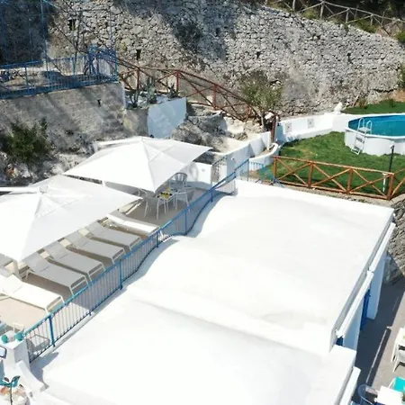 Villa Dei Srls - *